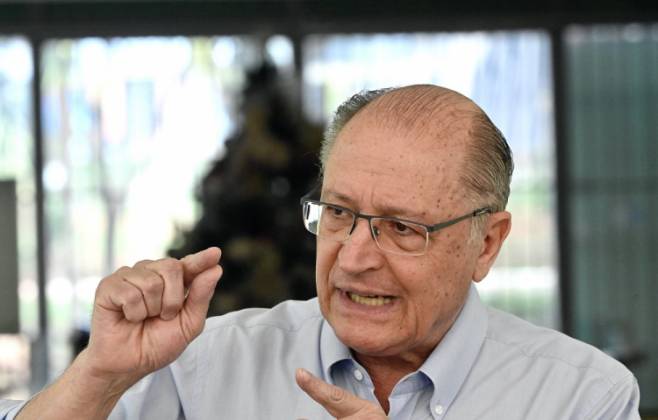 alckmin-reitera-que-juros-estao-“exagerados”,-mas-acredita-que-tendencia-e-de-queda