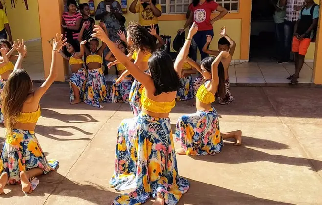 escola-estadual-quilombola-realiza-feira-com-apresentacoes-culturais-nesta-sexta-feira-(17)