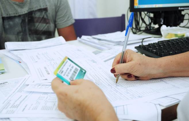 lei-que-assegura-enfermeiros-de-prescrever-medicamentos-em-varzea-grande-e-sancionada