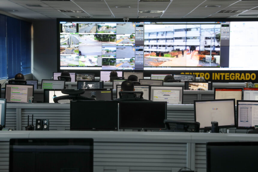 eleicao-em-cuiaba-tera-reforco-de-quase-500-policiais-e-1,7-mil-cameras-do-vigia-mais-mt