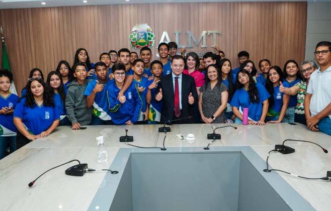 botelho-defende-criacao-do-projeto-profissao-jovem-nas-escolas