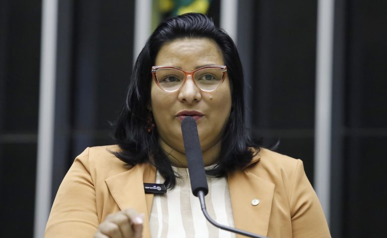 comissao-aprova-permissao-para-vitima-apresentar-recurso-contra-decisao-que-nega-medida-protetiva-de-urgencia
