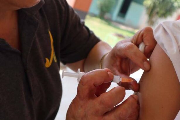 vacinacao-domiciliar-para-pessoas-com-autismo-e-garantida-pelo-projeto-de-botelho