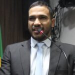 camara-municipal-de-varzea-grande-promulga-lei-que-proibe-correntes-que-machucam-ou-ferem-animais