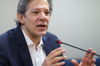 haddad-desmente-imposto-sobre-pets-e-pix-apos-video-falso-feito-com-ia