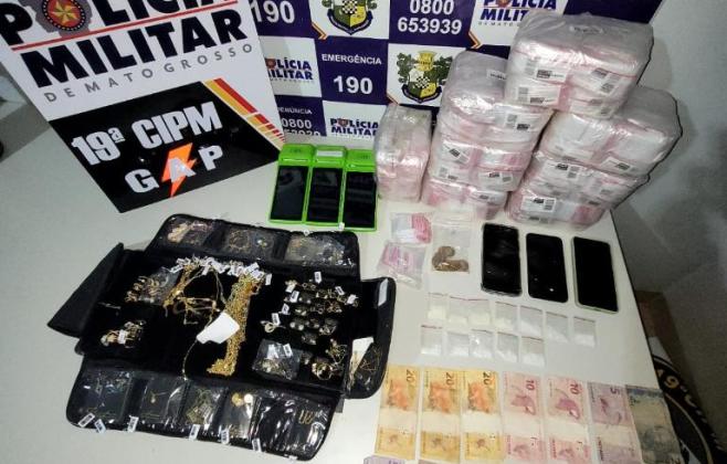 pm-prende-dono-de-distribuidora-de-bebidas-por-trafico-e-apreende-drogas-e-adolescente