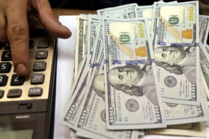 dolar-sobe-para-r$-5,91-com-novas-ameacas-de-trump-a-china