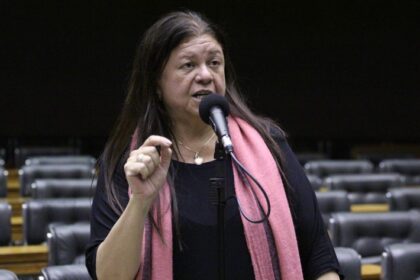 comissao-aprova-projeto-que-cria-o-“pix-pensao”-para-facilitar-pagamento-de-pensao-alimenticia