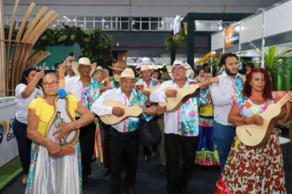 raizes-varzea-grandenses:-siriri,-cururu-encantam-publico-no-fit-pantanal