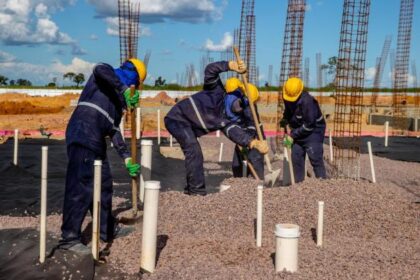 mato-grosso-cria-mais-de-32-mil-vagas-e-tem-servicos-como-motor-do-crescimento