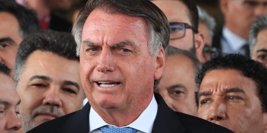 defesa-de-bolsonaro-diz-que-foi-surpreendida-com-prisao-domiciliar