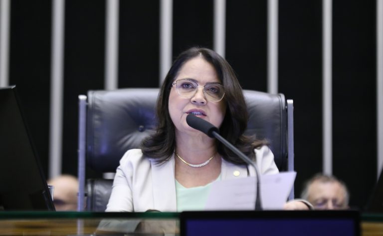 projeto-regulamenta-mediacao-para-conflitos-trabalhistas