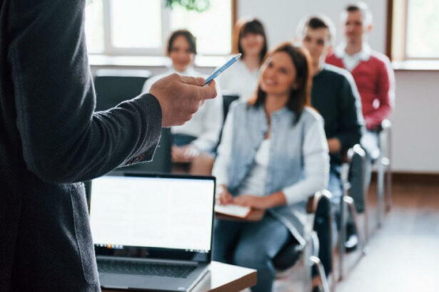 querencia-recebe-capacitacoes-voltadas-ao-atendimento-e-lideranca