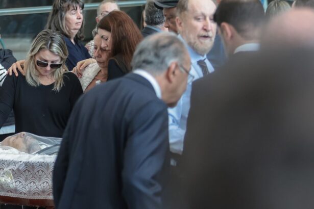 corpo-de-ex-delegado-geral-executado-em-praia-grande-e-velado-na-alesp