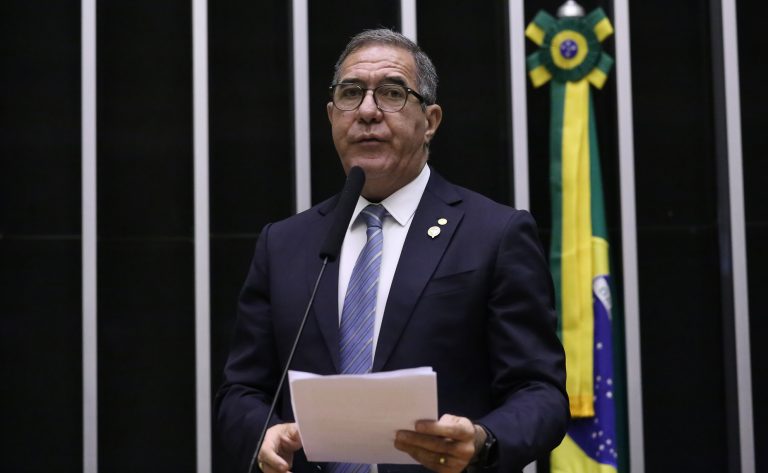 camara-aprova-projeto-que-cancela-diretrizes-sobre-aborto-em-criancas-e-adolescentes-vitimas-de-estupro