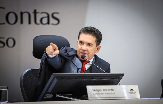 sergio-ricardo-pede-intervencao-no-dae-para-garantir-agua-em-todas-as-casas-de-varzea-grande