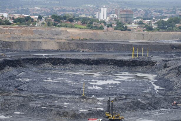 estudo-aponta-irregularidade-em-37%-dos-processos-de-mineracao-no-pais