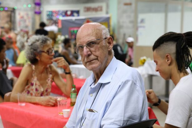 julio-lancelotti-promove-almoco-de-natal-para-moradores-de-rua-em-sp