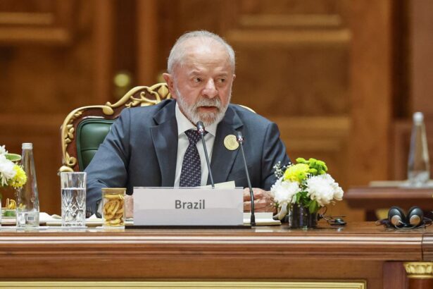 na-india,-lula-defende-governanca-global-da-ia-liderada-pela-onu
