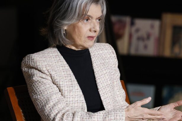 carmen-lucia-diz-que-e-aconselhada-a-deixar-stf-por-ataques-machistas