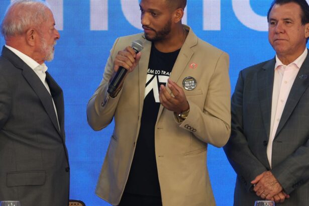 lula-pede-mobilizacao-a-centrais-sindicais-para-fim-da-escala-6×1