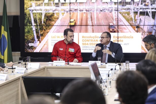 governo-suspende-3,4-milhoes-de-multas-por-nao-pagar-pedagio