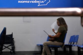 rioprevidencia:-alerj-limita-aplicacao-de-recursos-a-bancos-federais