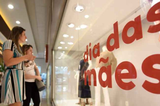 com-ticket-medio-de-r$-270,-mais-da-metade-dos-mato-grossenses-ira-as-compras-para-o-dia-das-maes