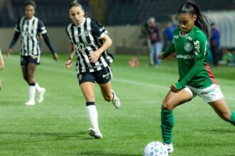 br-feminino:-palmeiras-goleia-atletico-mg-e-assume-vice-lideranca