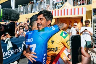 surfe:-medina,-filipinho-e-alejo-avancam-em-etapa-na-nova-zelandia