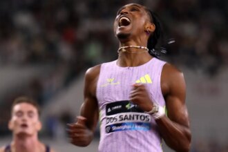 alison-dos-santos-abre-diamond-league-vencendo-recordista-mundial
