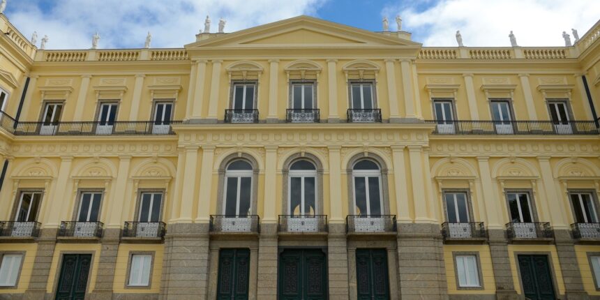 museu-recupera-negativos-fotograficos-de-vidro-perdidos-em-incendio
