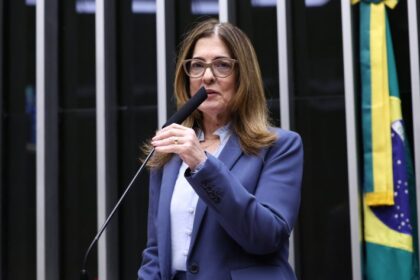comissao-aprova-suspensao-de-estagio-por-120-dias-para-gestantes