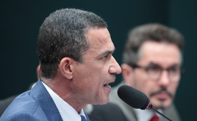 comissao-de-constituicao-e-justica-aprova-pec-que-reduz-maioridade-penal