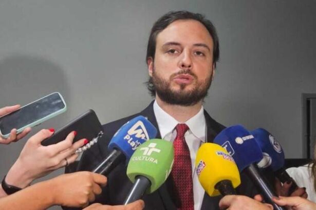 vereador-critica-interferencia-externa-em-temas-da-camara
