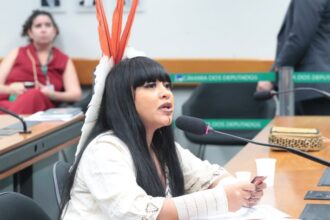 comissao-aprova-projeto-que-proibe-o-fim-de-medida-protetiva-sem-ouvir-a-vitima